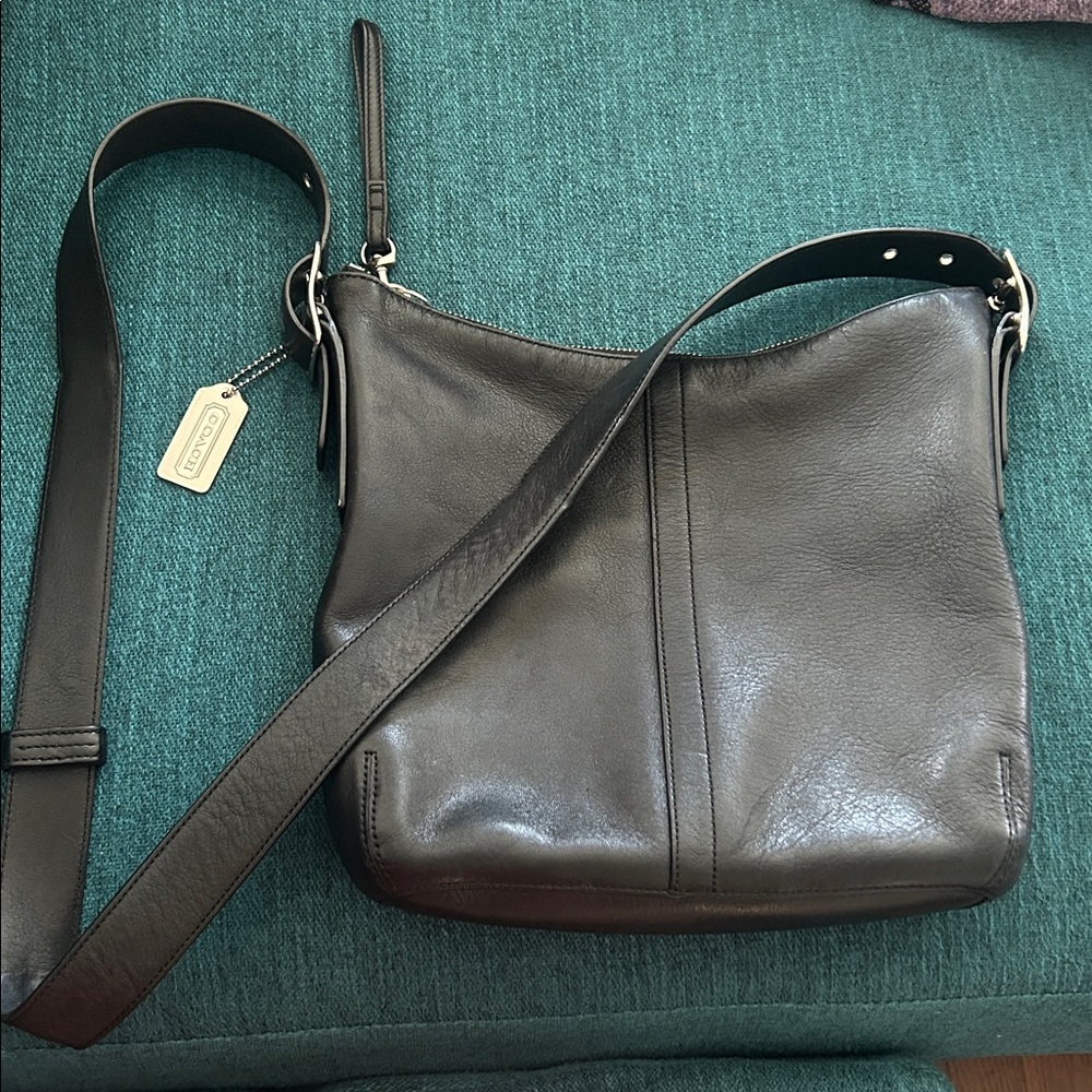 Coach Vintage Legacy Slim Duffle Black Leather 9326
